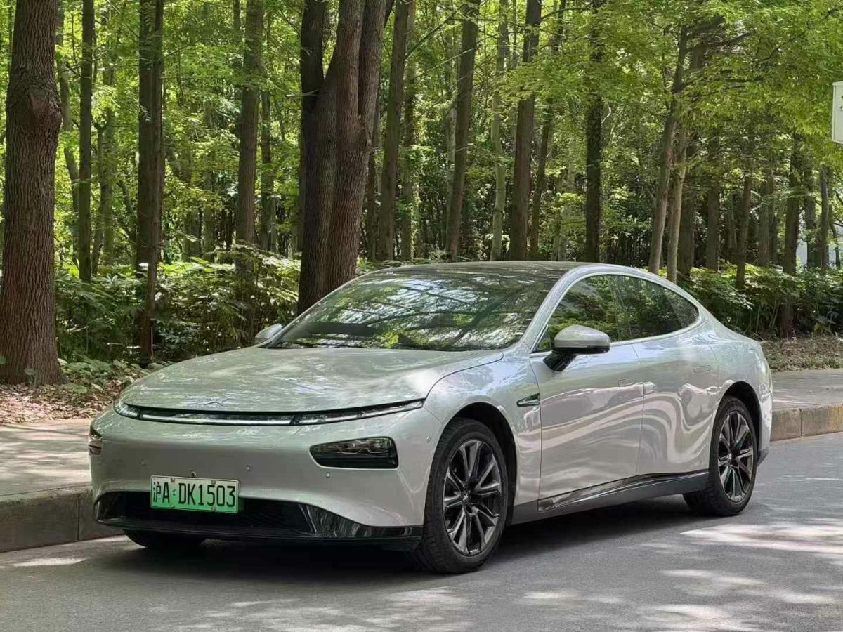 小鵬 P7  2021款 四驅高性能鵬翼版圖片