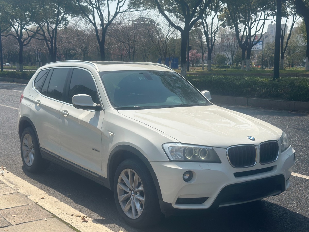 寶馬 寶馬X3  2014款 xDrive20i 領(lǐng)先型圖片