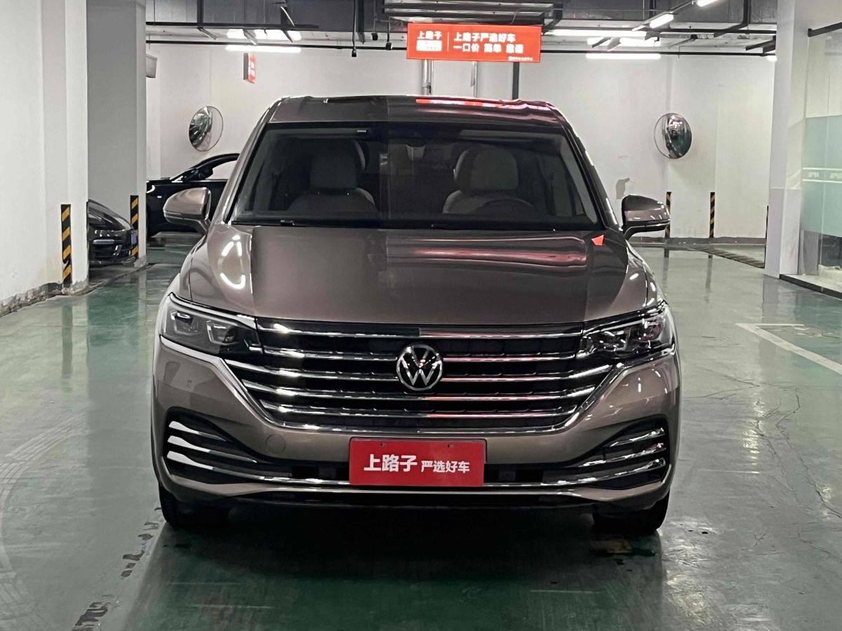大眾 威然  2023款 改款 380TSI 尊貴版圖片