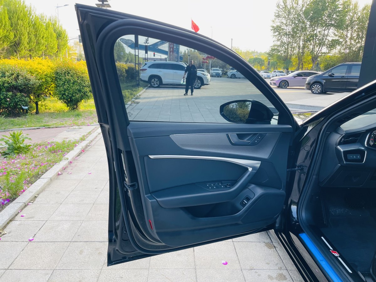 2022年1月奧迪 奧迪A6L  2021款 45 TFSI quattro 臻選動感型