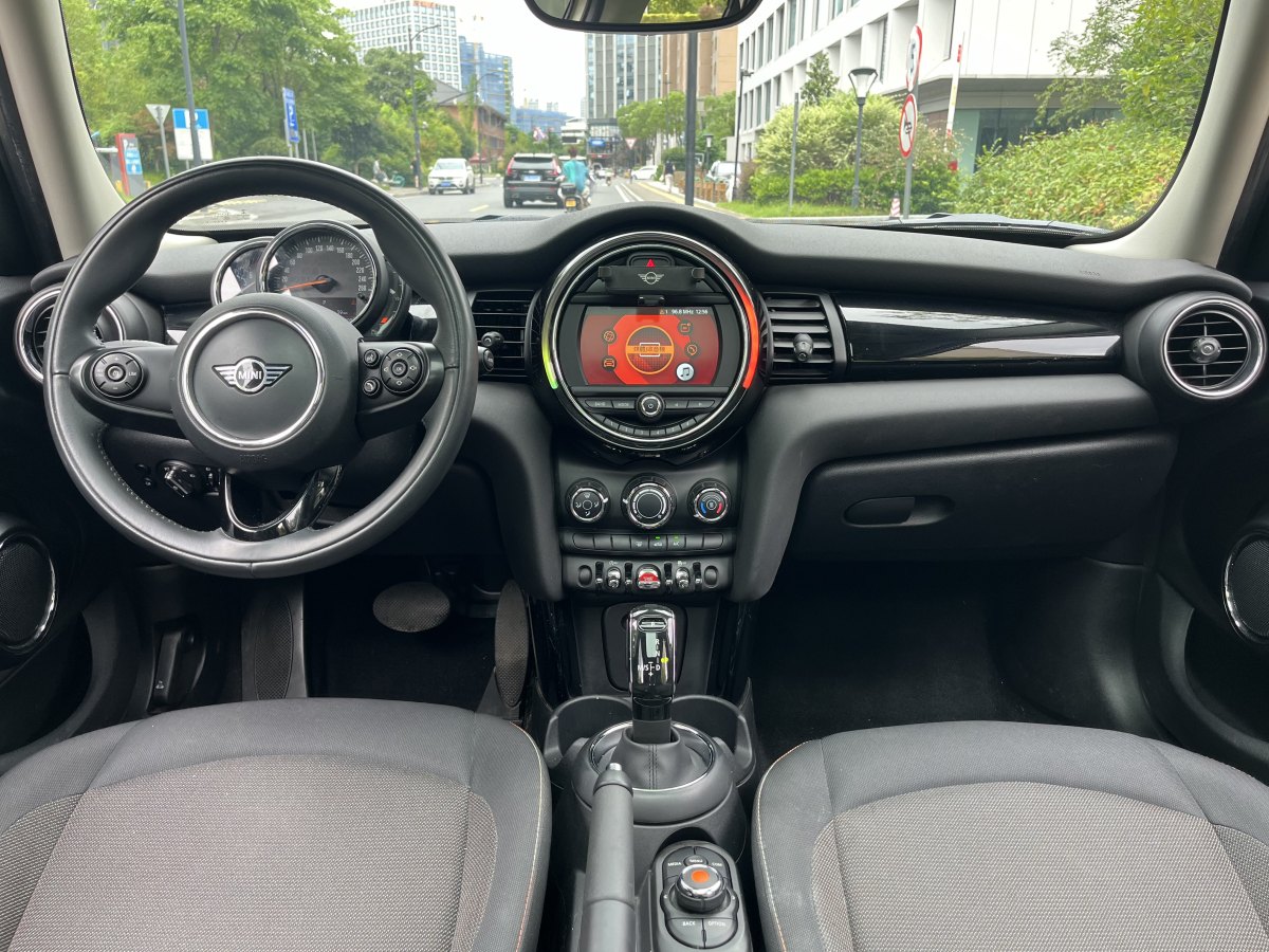 MINI MINI  2020款 1.5T ONE 五门版图片