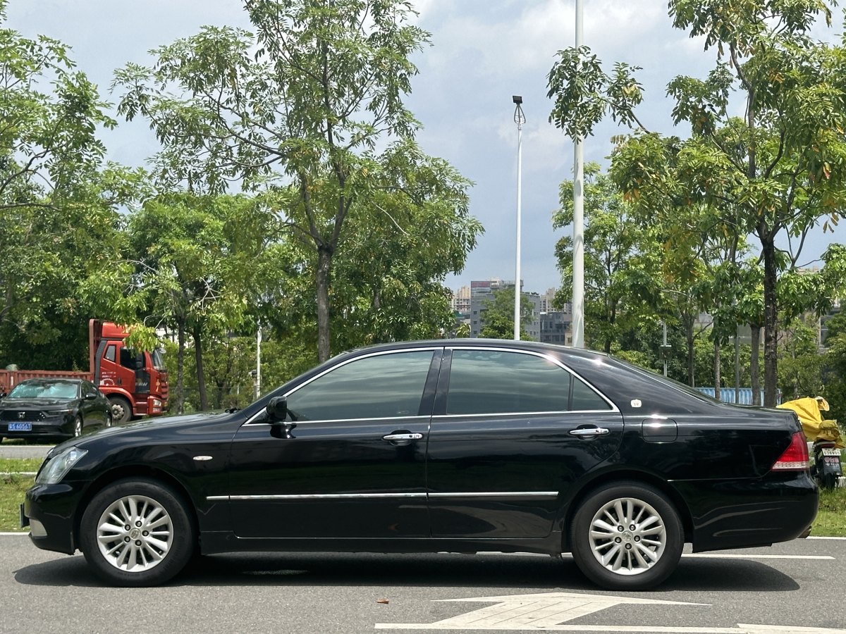 2005年4月豐田 皇冠  2005款 3.0L Royal Saloon