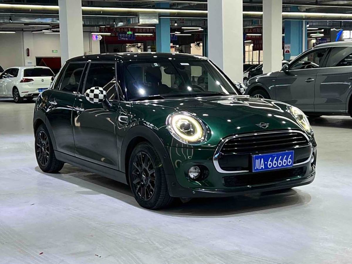 MINI MINI  2019款 1.5T COOPER 經(jīng)典派 五門版圖片