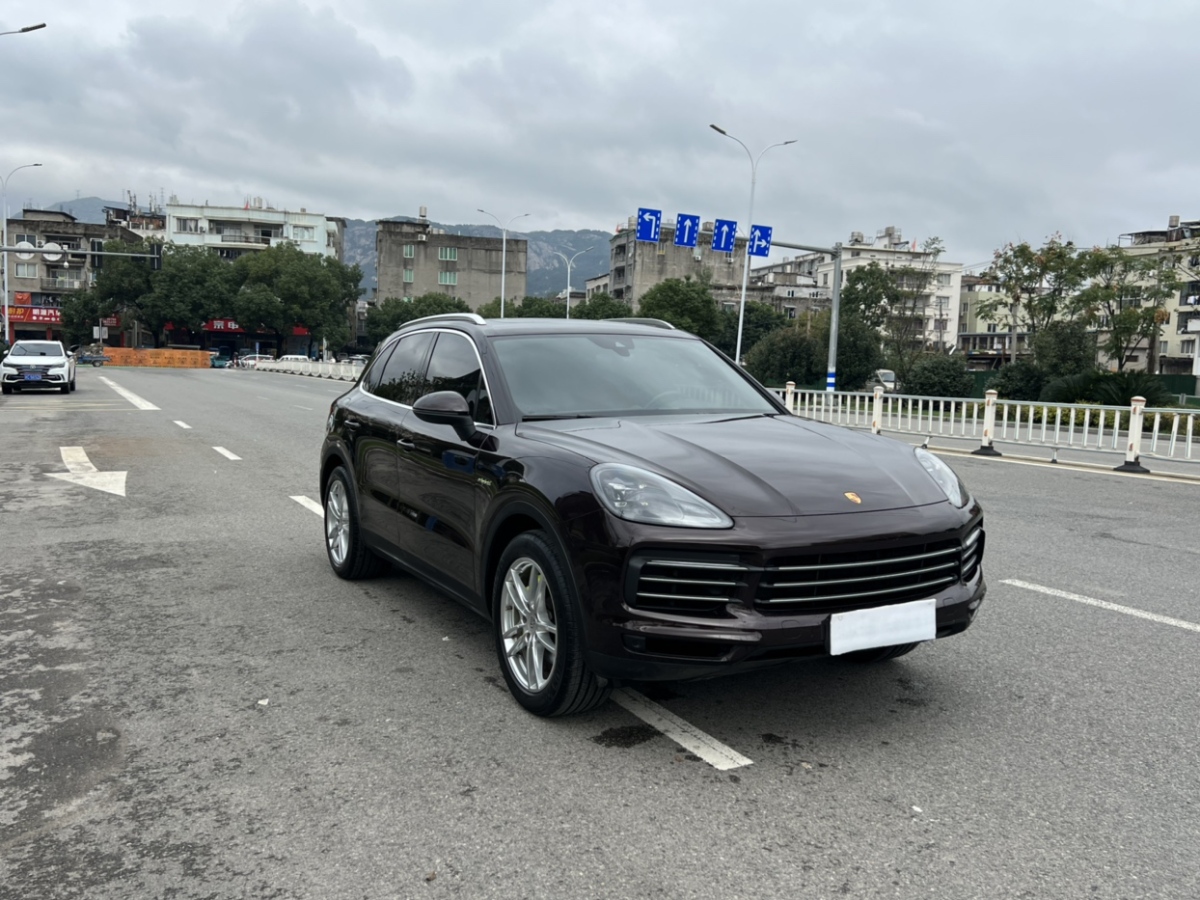 保時捷 Cayenne新能源  2022款 Cayenne E-Hybrid 2.0T 鉑金版圖片