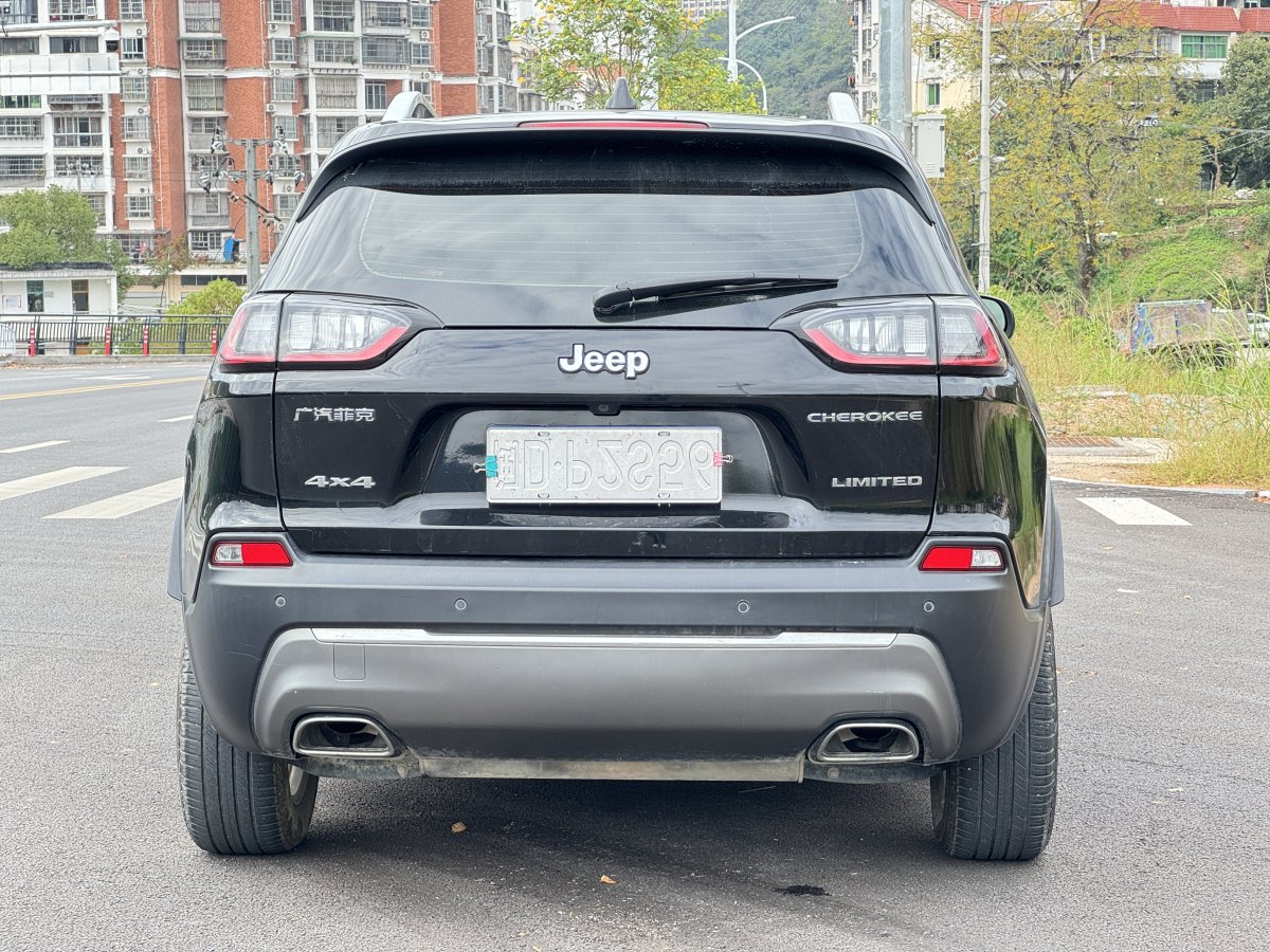 Jeep 自由光  2019款 2.0T 兩驅(qū)智享版 國VI圖片