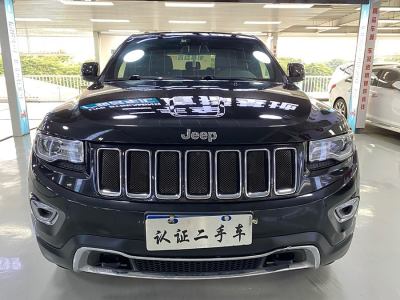 2014年12月 Jeep 大切諾基(進(jìn)口) 3.0L 舒享導(dǎo)航版圖片