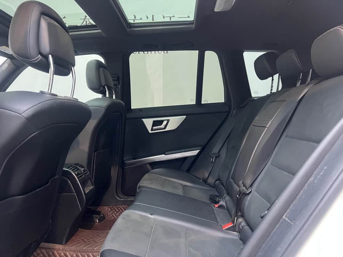 奔馳 奔馳GLK級  2015款 GLK 300 4MATIC 時尚型 極致版圖片