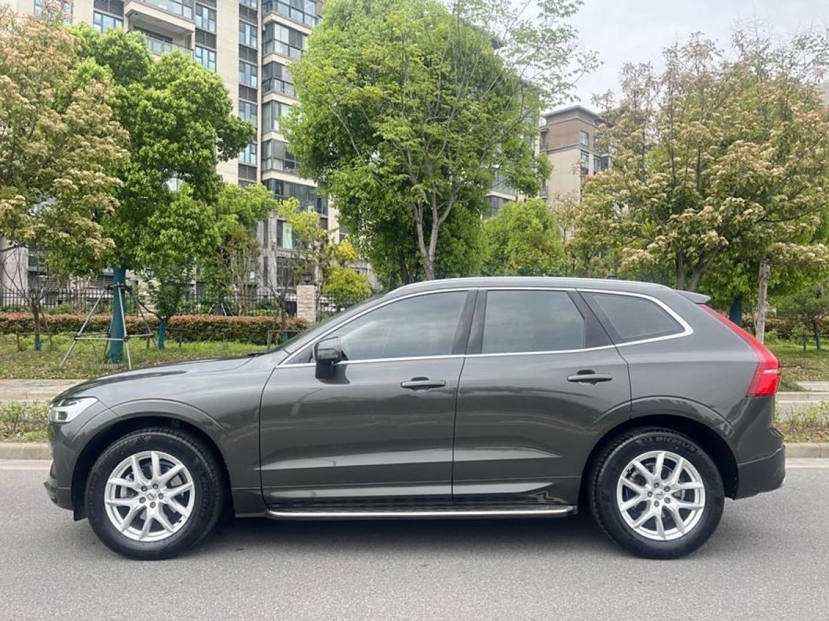 沃爾沃 XC60  2019款  T5 四驅(qū)智逸版 國(guó)VI圖片