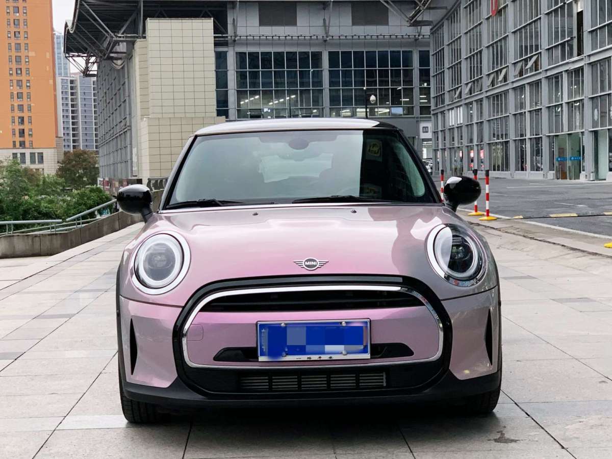 MINI MINI  2022款 改款 1.5T COOPER 經(jīng)典派圖片