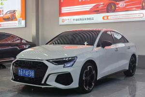 奧迪A3 奧迪 A3L Limousine 35 TFSI 時(shí)尚致雅型