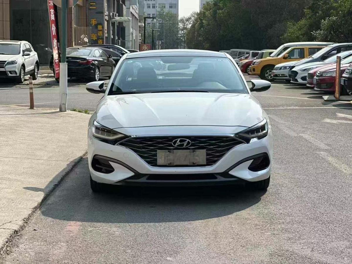 現(xiàn)代 菲斯塔  2021款 280TGDi 勁享Plus版圖片