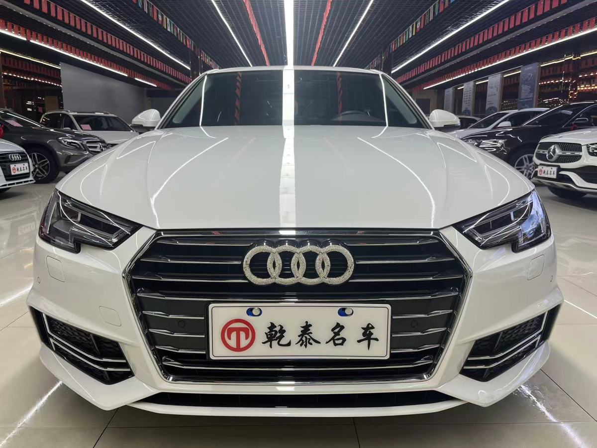 奧迪 奧迪A4L  2019款 40 TFSI 進(jìn)取型 國(guó)VI圖片