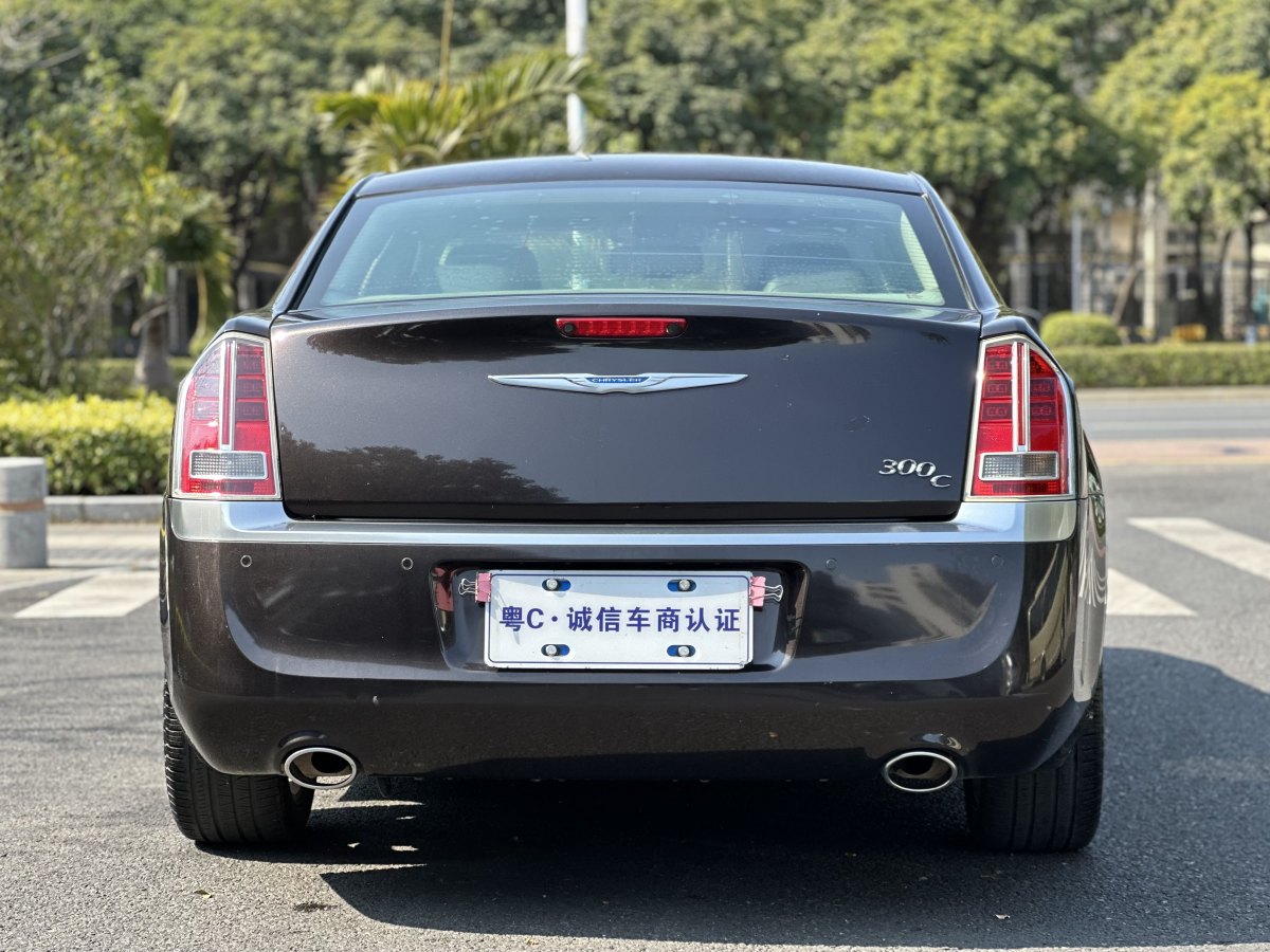 克萊斯勒 300C  2013款 3.6L 尊崇版圖片