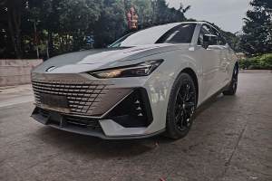 長安UNI-V 長安 1.5T 智慧領(lǐng)航型