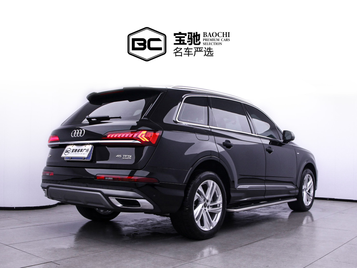 奧迪 奧迪Q7  2023款 45 TFSI quattro S line運(yùn)動型圖片