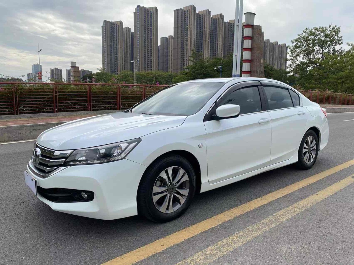 本田 雅阁  2015款 20l lx 舒适版图片