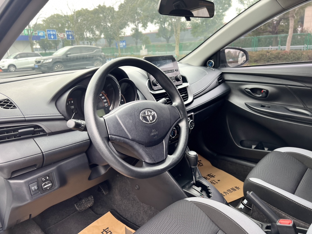 豐田 YARiS L 致炫  2021款 致炫X 1.5L CVT領(lǐng)先版圖片