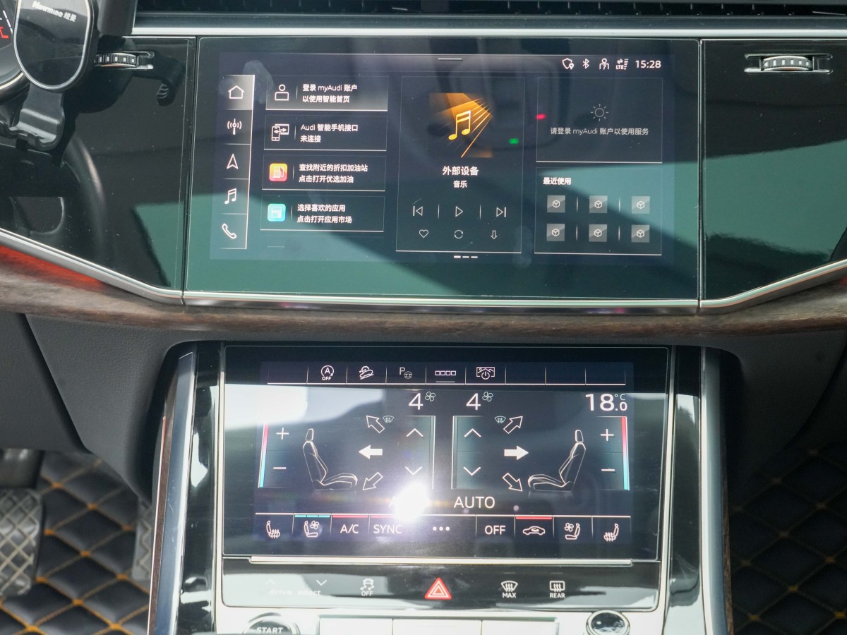 奥迪 奥迪Q7  2023款 55 TFSI quattro S line运动型图片