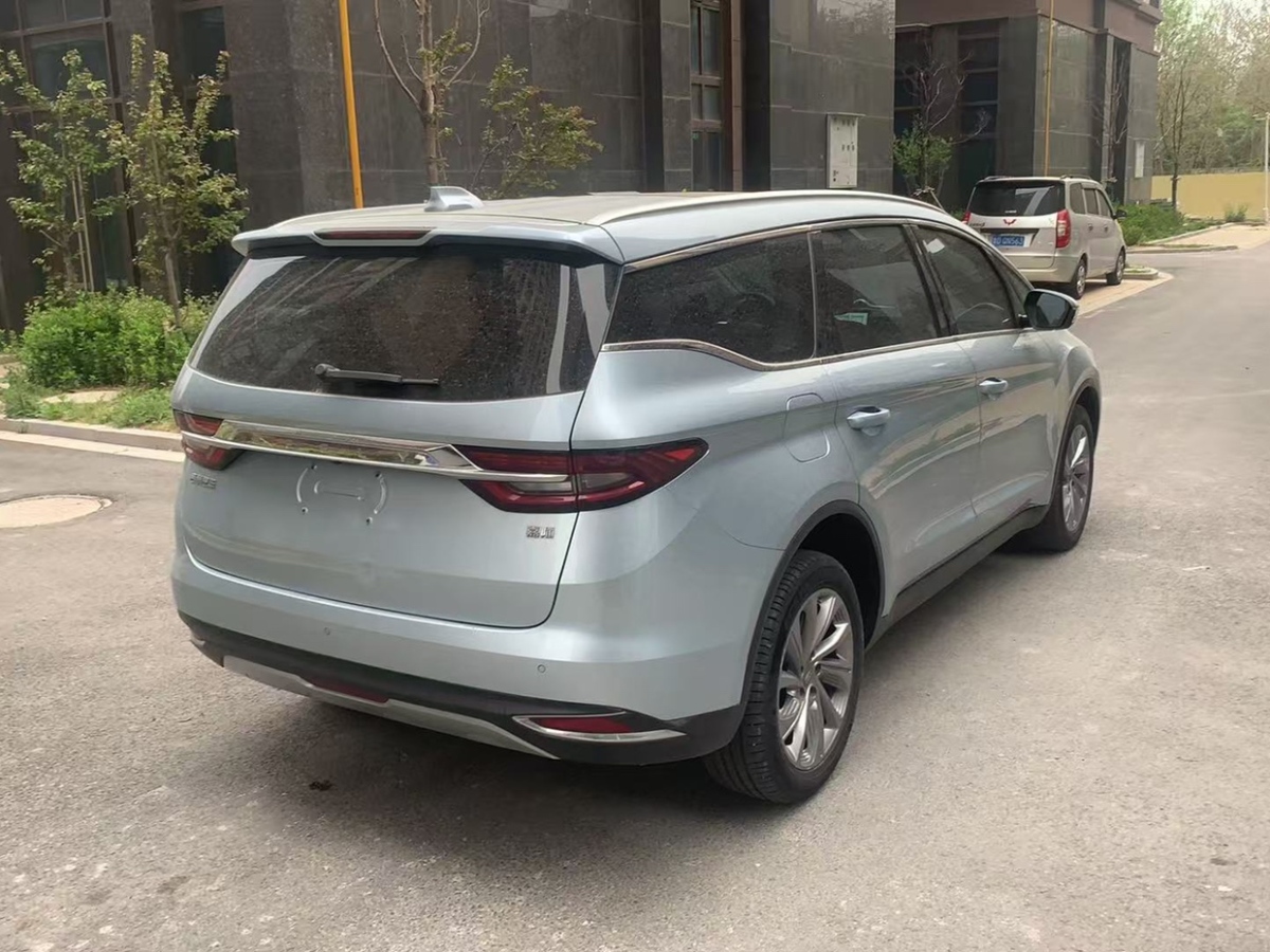 吉利 嘉際  2021款 1.8TD DCT標(biāo)準(zhǔn)型圖片