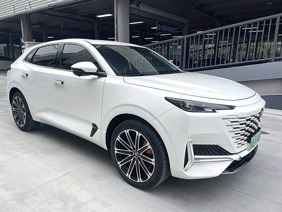 長(zhǎng)安 長(zhǎng)安UNI-K新能源  2022款 藍(lán)鯨iDD 130km 1.5T 尊貴型圖片