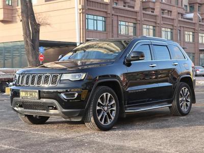 2019年7月 Jeep 大切諾基(進(jìn)口) 3.0L 舒享導(dǎo)航版圖片