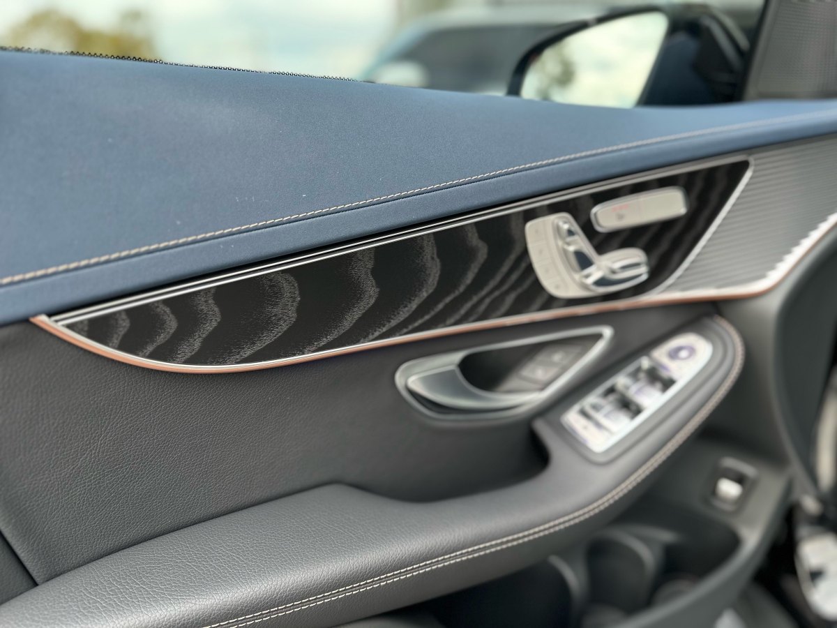 2021年4月奔馳 奔馳EQC  2021款 EQC 400 4MATIC
