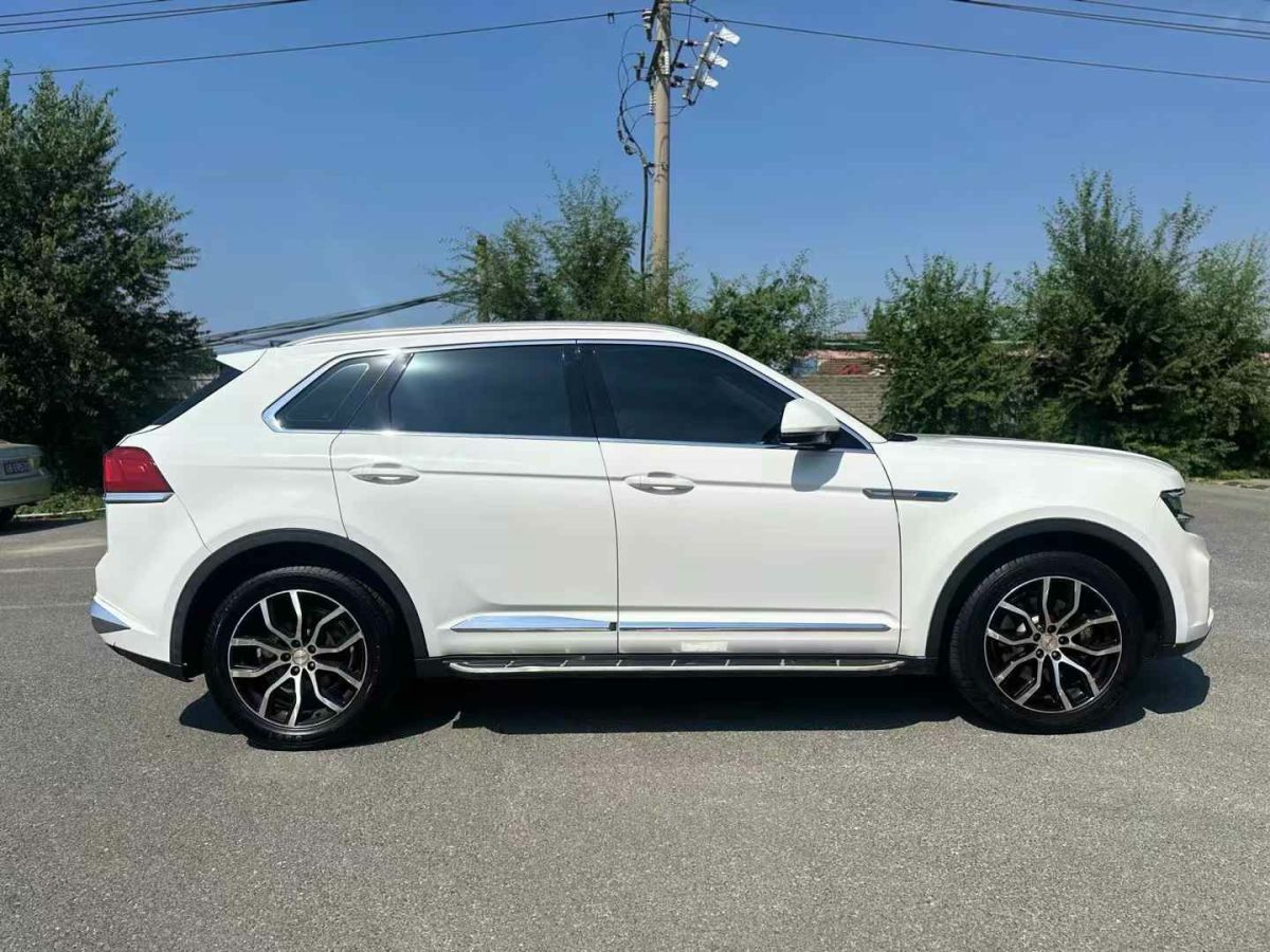 納智捷 優(yōu)6 SUV  2018款 1.8T 經(jīng)典天窗版圖片