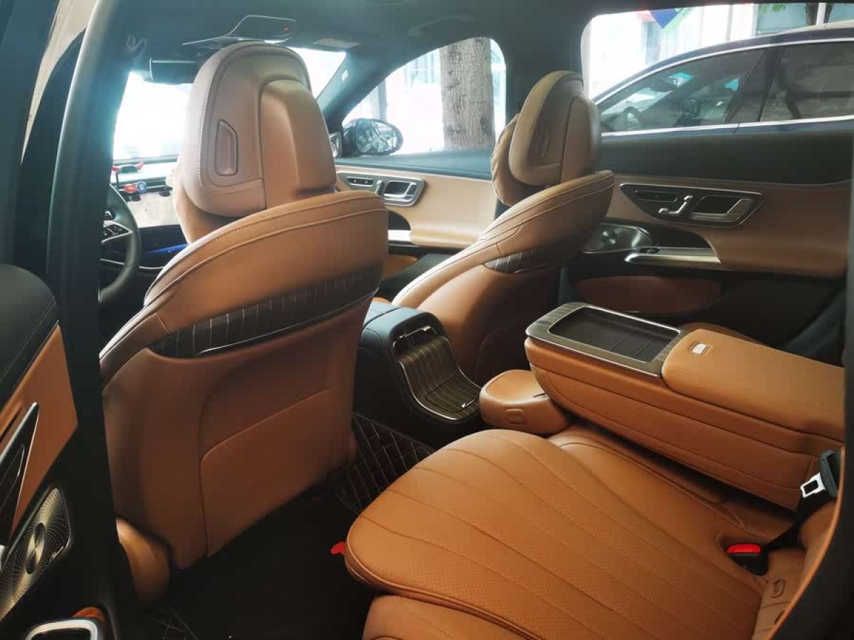 奔馳 奔馳E級  2025款 改款 E 300 L 豪華型圖片