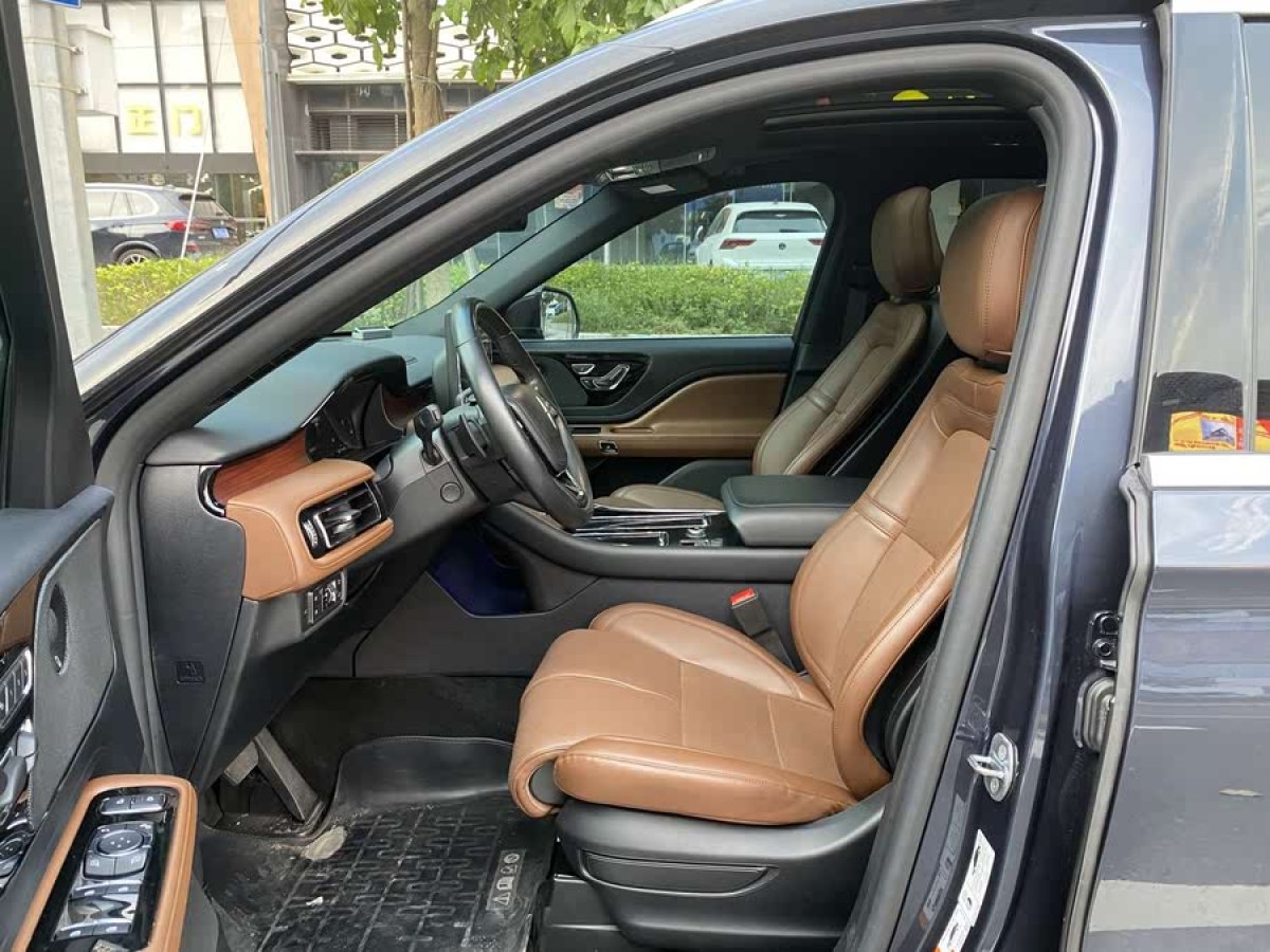 林肯 飛行家  2023款 3.0T V6 四驅(qū)尊雅巡航版 六座圖片