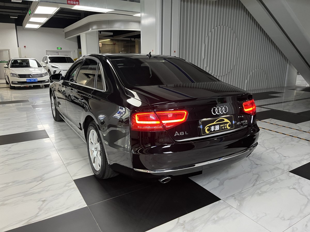 奧迪 奧迪A8  2013款 A8L 45 TFSI quattro舒適型圖片