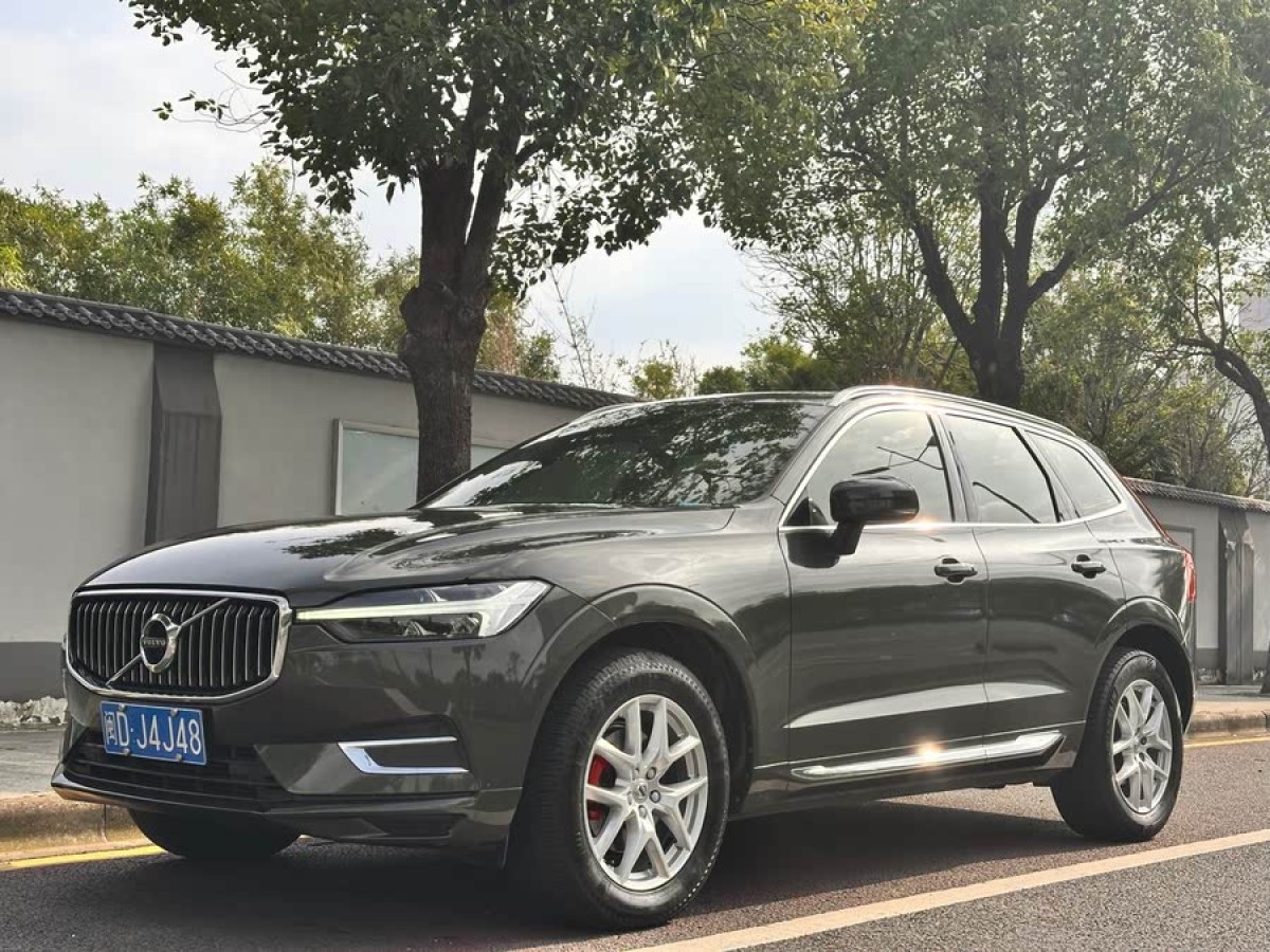 沃爾沃 XC60  2020款 T5 四驅(qū)智逸豪華版圖片