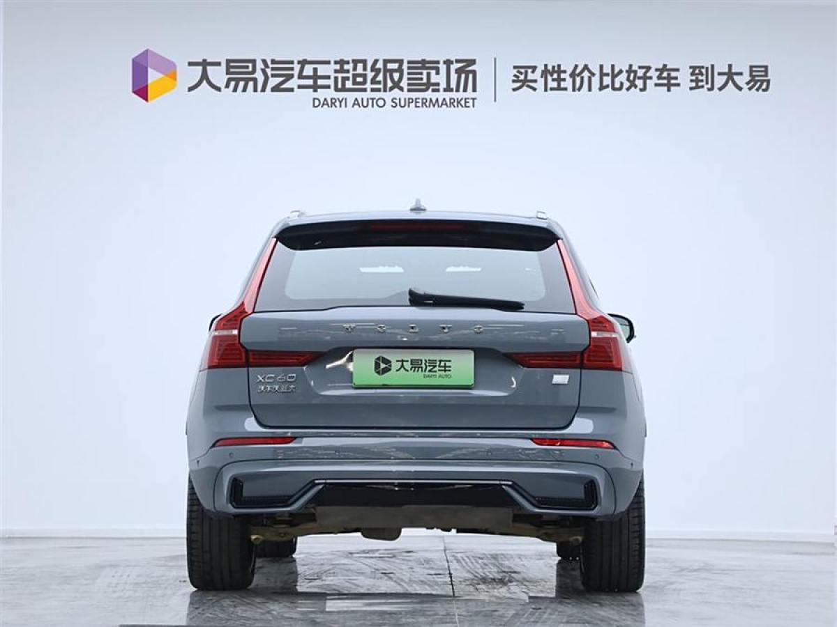 沃尔沃 XC60新能源  2024款 T8 插电混动 长续航四驱智远运动版图片