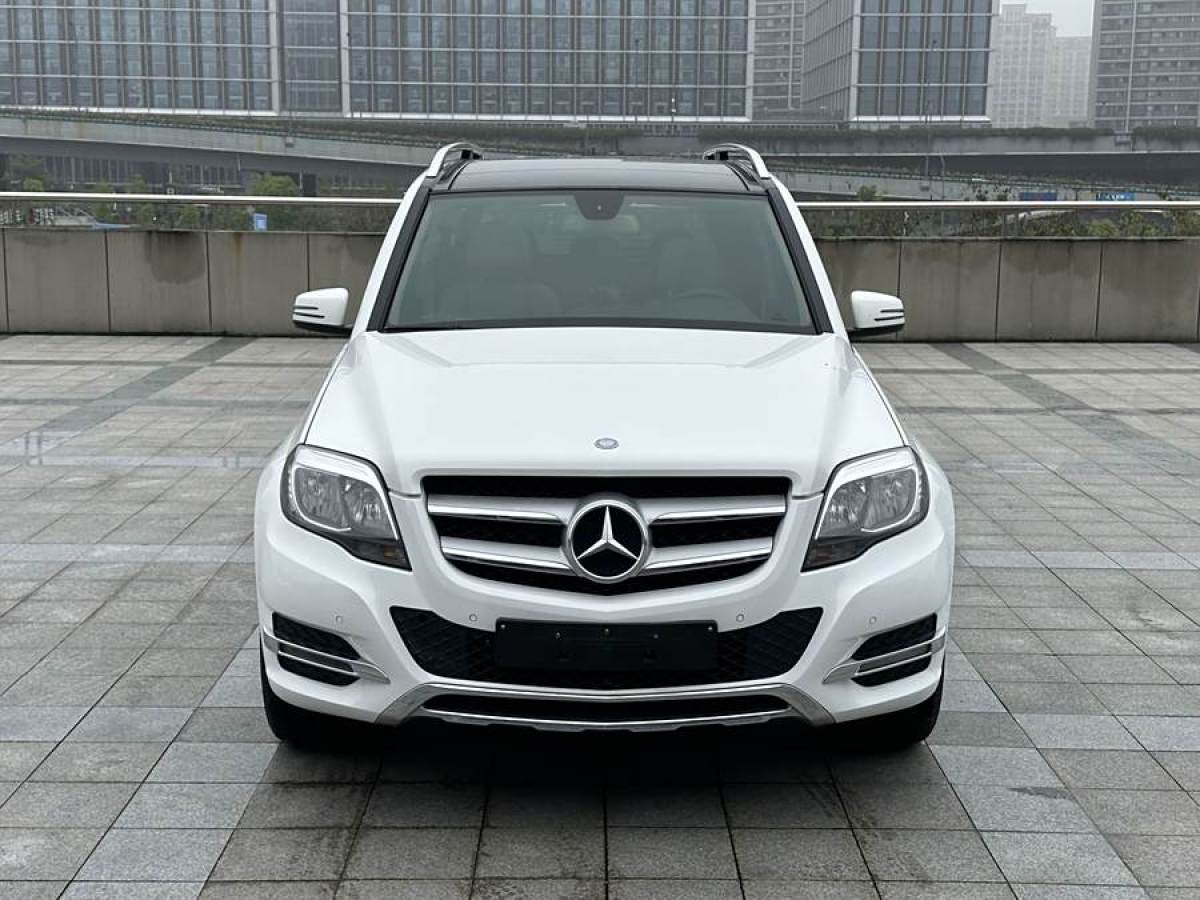 2013年11月奔馳 奔馳GLK級  2013款 GLK 300 4MATIC 動感天窗型