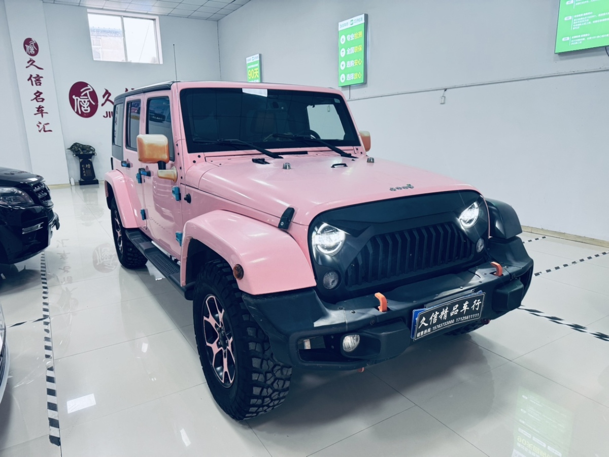 Jeep 牧馬人  2014款 3.0L Sahara 四門版圖片