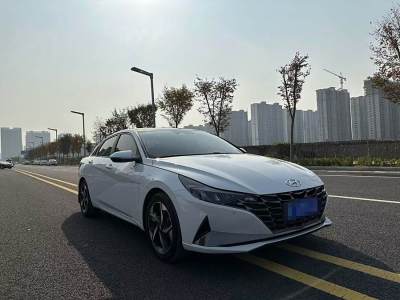 2023年7月 現(xiàn)代 伊蘭特 1.5L CVT LUX尊貴版圖片