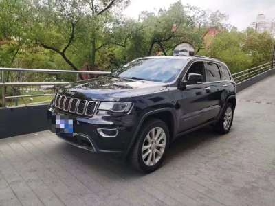 2019年04月 Jeep 大切诺基(进口) 3.0L 舒享导航版图片