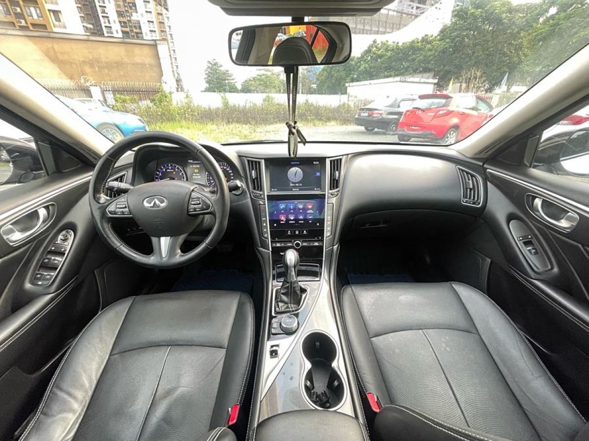 英菲尼迪 Q50  2014款 2.0T 舒適版圖片