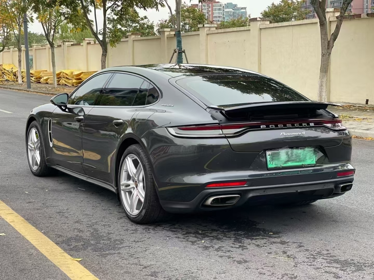 保時(shí)捷 Panamera新能源  2022款 Panamera 4 E-Hybrid 行政加長(zhǎng)版 2.9T圖片