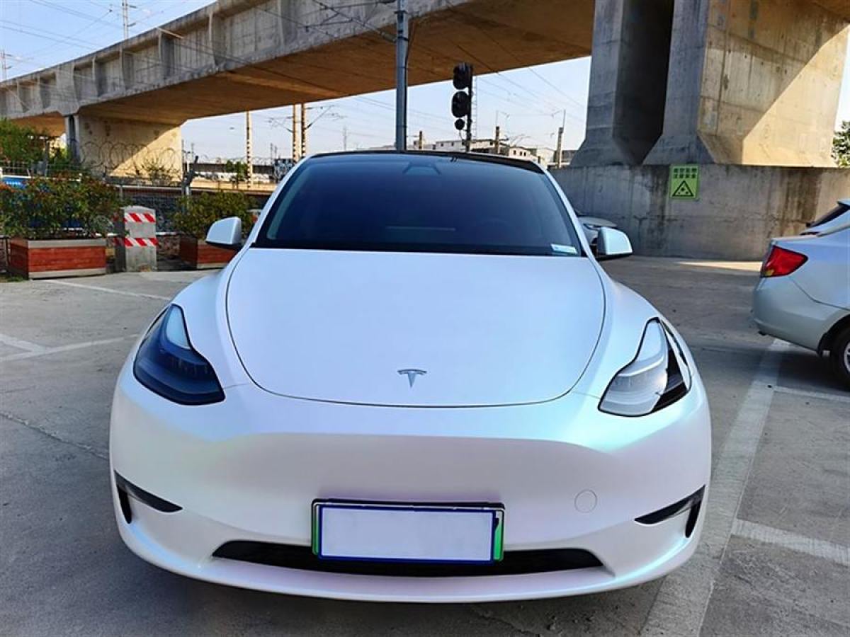 特斯拉 Model 3  2021款 改款 標(biāo)準(zhǔn)續(xù)航后驅(qū)升級版圖片