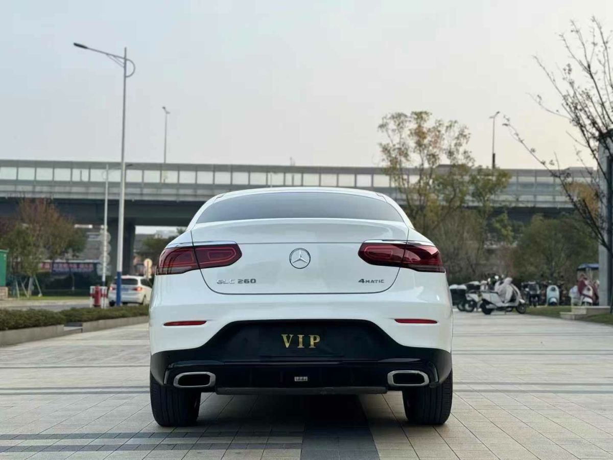 奔馳 奔馳GLC轎跑 AMG  2020款 AMG GLC 43 4MATIC 轎跑SUV圖片