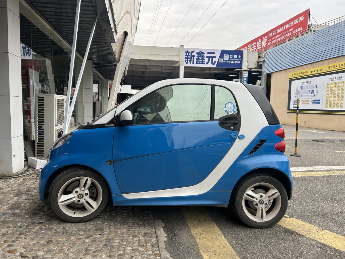 smart fortwo  2013款 1.0 MHD 硬頂冰炫特別版圖片