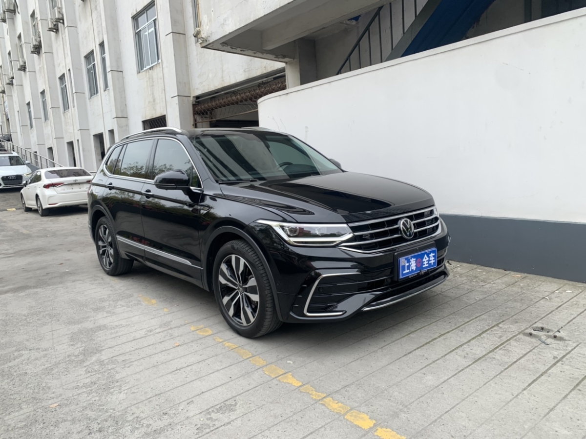 大众 途观L  2022款 330TSI 自动两驱R-Line越享版图片