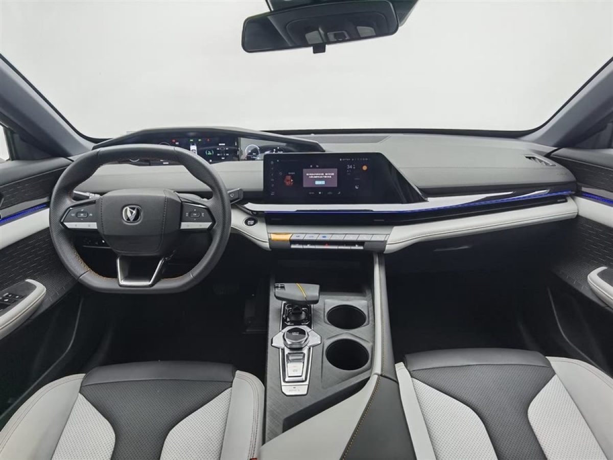 長安 長安UNI-V 智電iDD  2024款 藍鯨智電iDD 136km 智尊型圖片