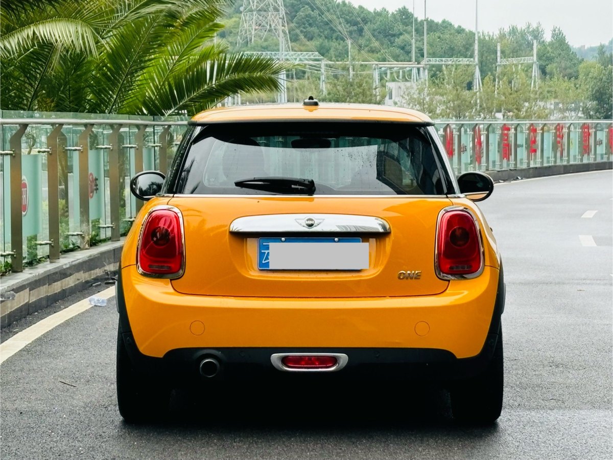 MINI MINI  2016款 1.2T ONE 先鋒派圖片