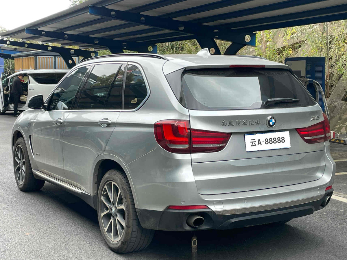 寶馬 寶馬X5  2014款 xDrive35i 豪華型圖片