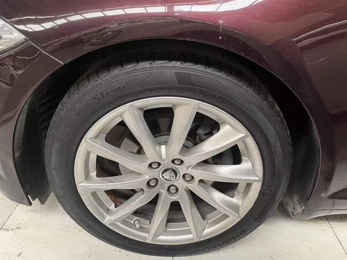 捷豹 XF  2009款 XF 3.0L V6豪華版圖片