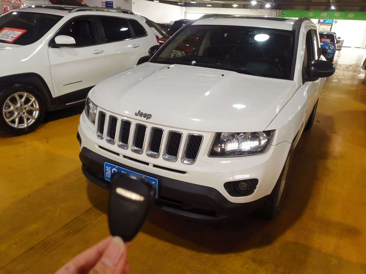 【杭州】2015年01月 jeep 指南者 2015款 2.0l 兩驅運動版 手自一體