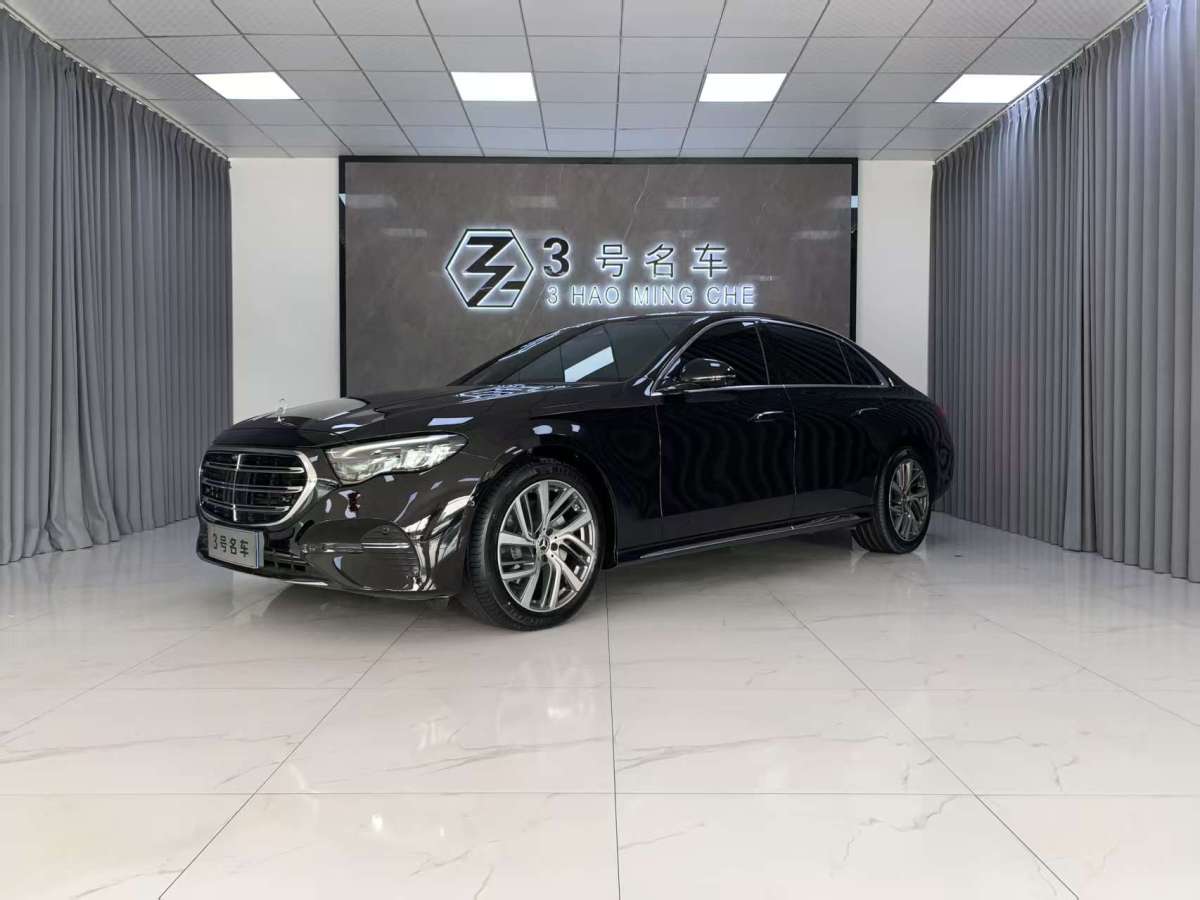 奔馳 奔馳E級(jí)  2024款 改款 E 300 L 時(shí)尚型圖片