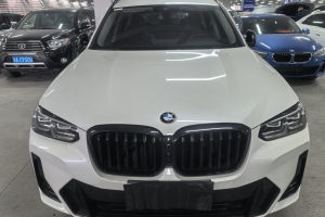 寶馬X3 寶馬 xDrive30i 領(lǐng)先型 M曜夜套裝