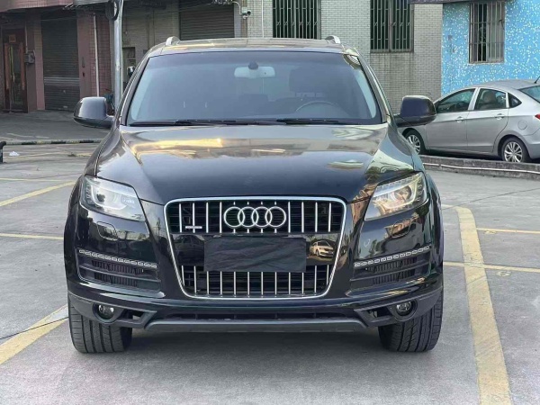 奥迪 奥迪Q7  2014款 35 TFSI 运动型